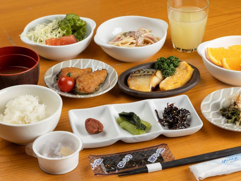 観光に嬉しい好立地。「おふくろの味」がテーマの朝食に心が和む4087311