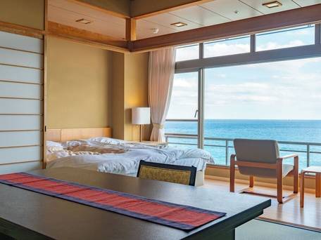 伊豆大島を正面に臨む 眺望絶佳の宿 熱川館 / 3