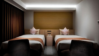 ワイドデラックス ツインルーム 喫煙可