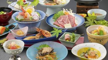 食事・飲み物 / 12