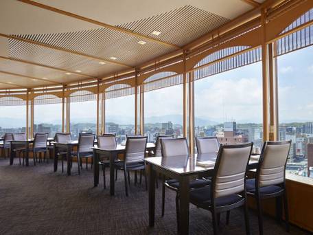 ホテルニューオータニ博多 / 5