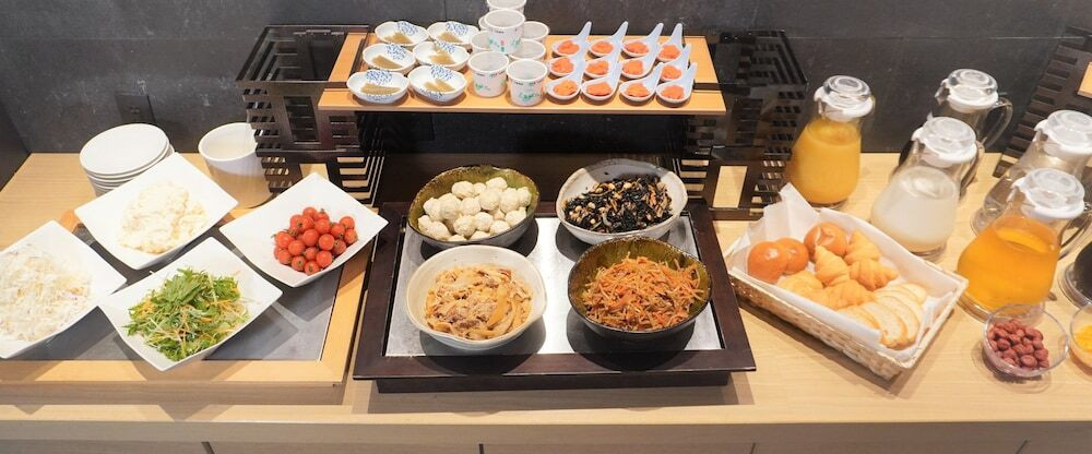 朝食