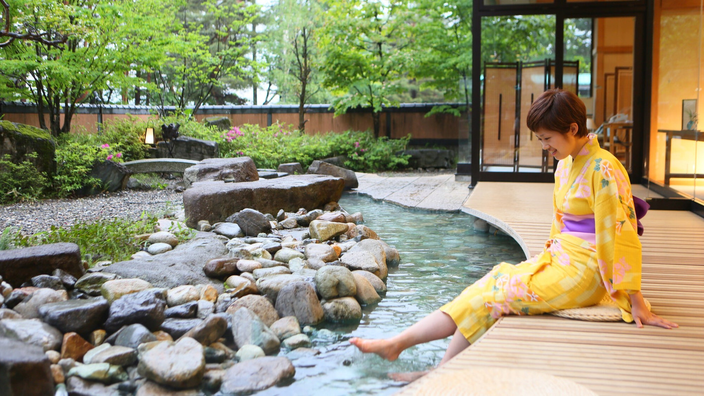 客室露天風呂で、誰にも邪魔されない二人の時間を3968643