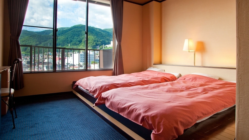 山神 ツイン(山側)