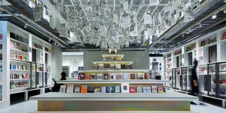 BOOK AND BED TOKYO 心斎橋店