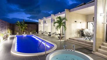 プライベートプール / 4