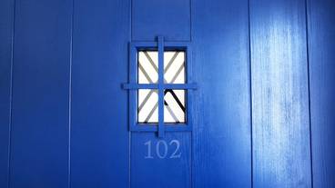 施設の入り口 / 6