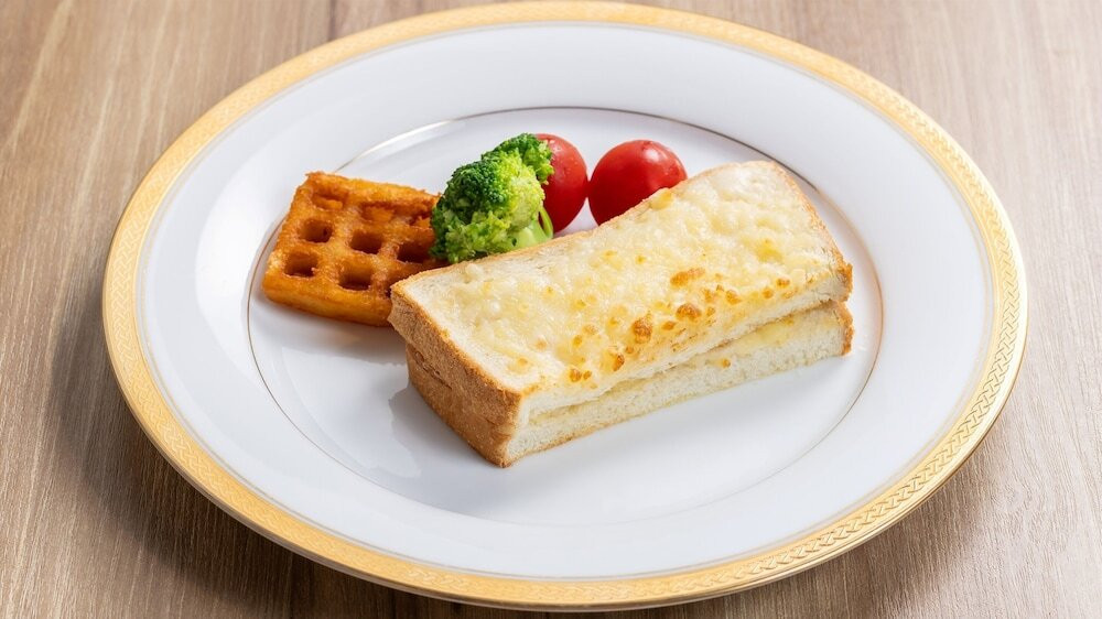 朝食