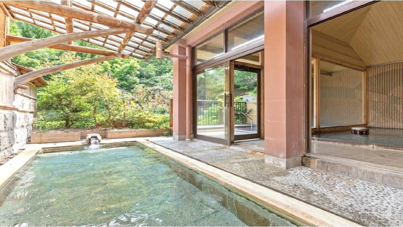 重厚感のある佇まいと鳥取和牛を味わう3977271