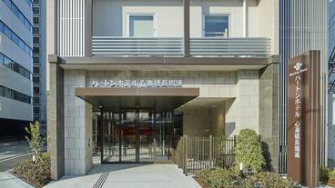 施設の入り口 / 13