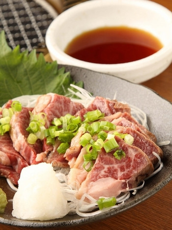 「焼肉 炙」 料理 16428430 新鮮だから出来る！特選和牛はらみのたたき