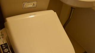 エコノミー ダブルルーム 喫煙可