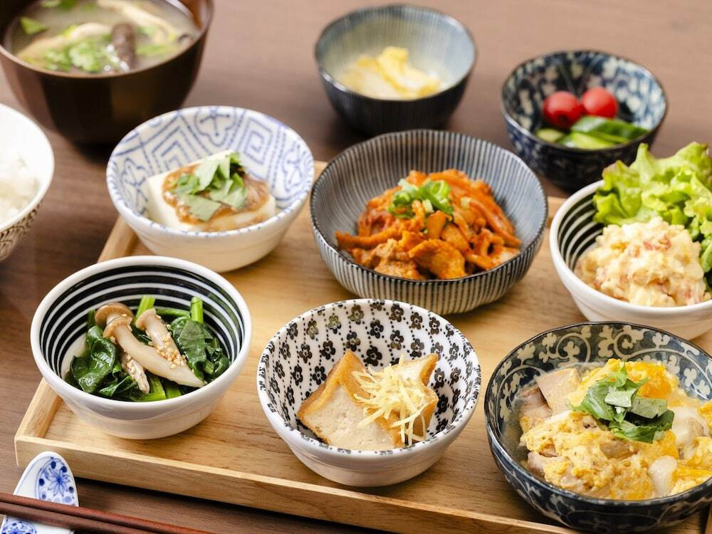 朝食