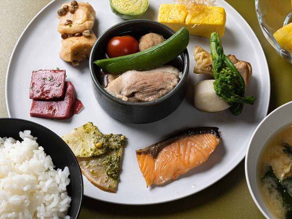 朝食