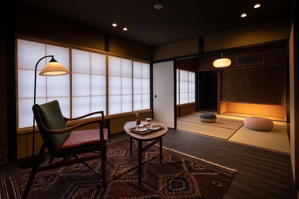 3.昔ながらのまちで、暮らすように旅をしよう「講 大津百町」/滋賀県3401904