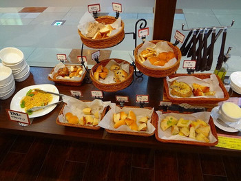 「個室 イタリアンバル くらうど」 料理 14001263 パンブッフェ台