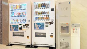 自動販売機 / 3