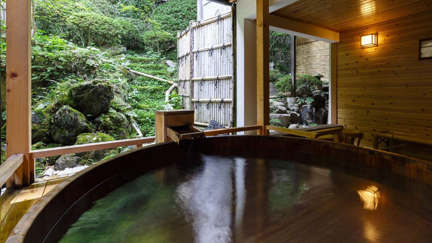 6. 純和風の空間にほっこり。北向観音の隣の老舗旅館「かしわや本店」3445106