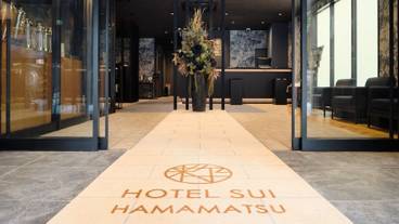 施設の入り口 / 13