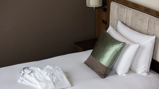 アクセシブルクイーン (喫煙可)