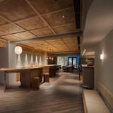 スタイリッシュな
リノベホテルへin / 1