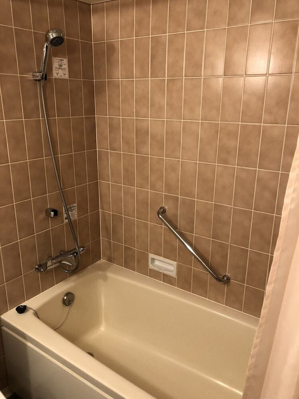 バスルームのシャワー