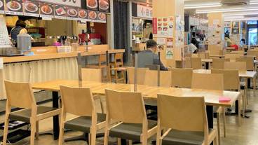 フード コート / 1