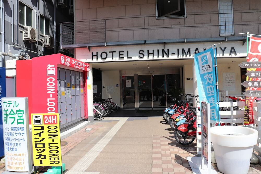 施設の正面