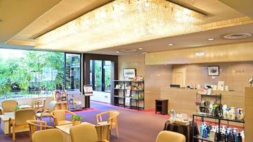 ロビー応接スペース / 11