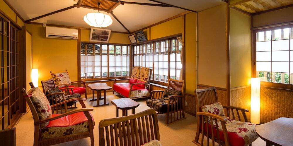 ロビー応接スペース