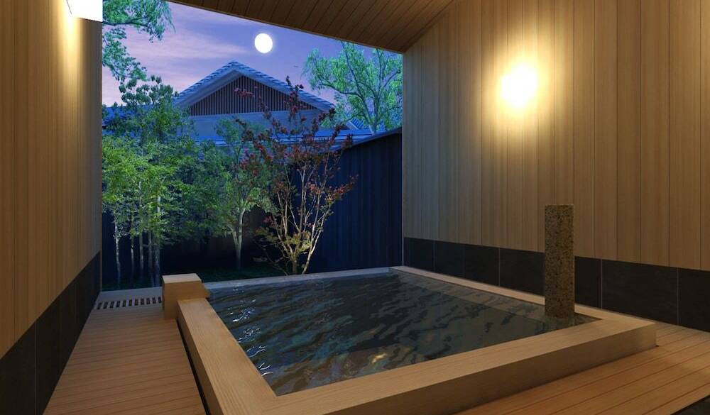 半露天風呂(共用) / 1