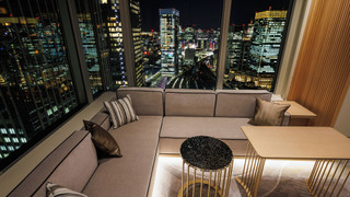 UTSUROIー(リノベーション) プレミアムコーナーキング 40平米