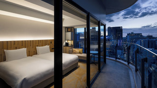 ワイドビュー コーナーツイン