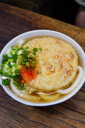 「みやけうどん」料理 754136 えび・丸天