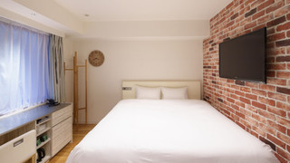 クイーンダブル (ファクトリー モダン スーペリア) 禁煙