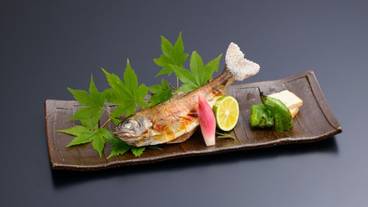 旅館のお食事処 / 37