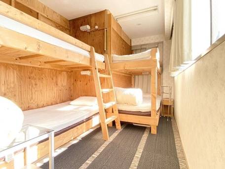 GUESTHOUSE B’s FiveII / 5