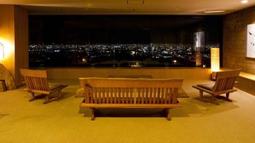 ロビー応接スペース / 3