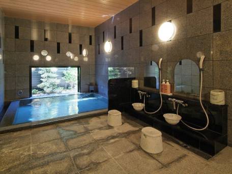 ホテルルートイン新御殿場インター ‐国道246号‐ / 1