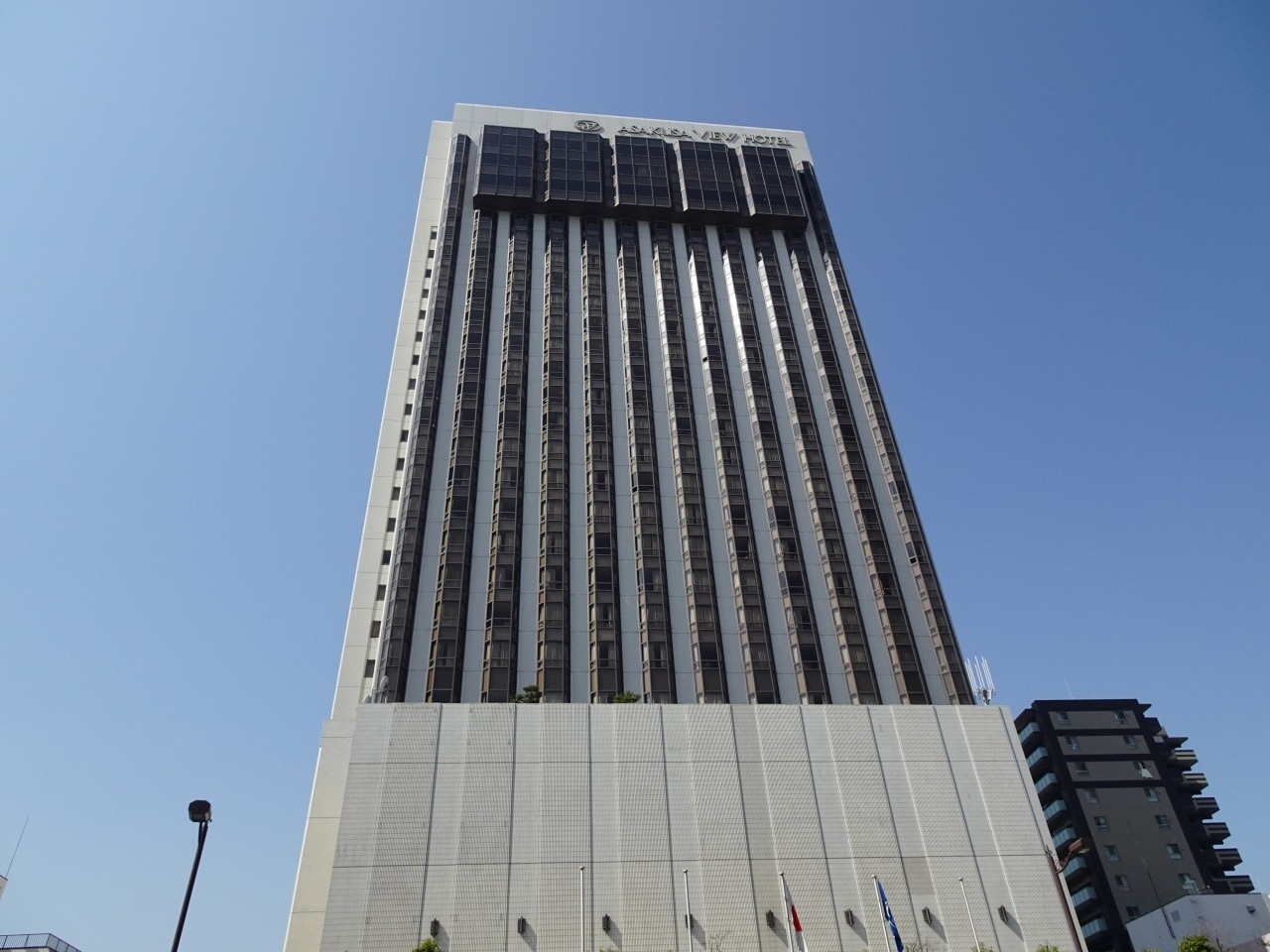 スカイツリーと浅草寺が客室から眺められる♩4253207