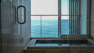 UMITO VOYAGE ATAMI（ウミト ヴォヤージュ アタミ） / 1