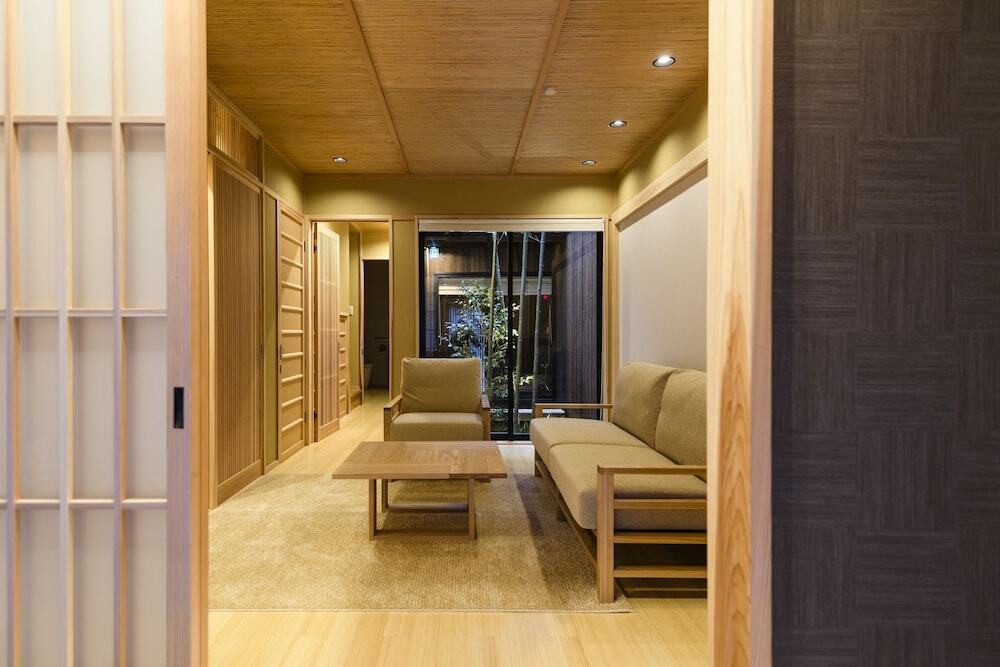 内部エントランス