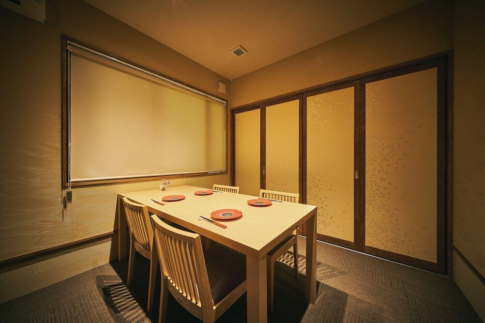 旅館のお食事処