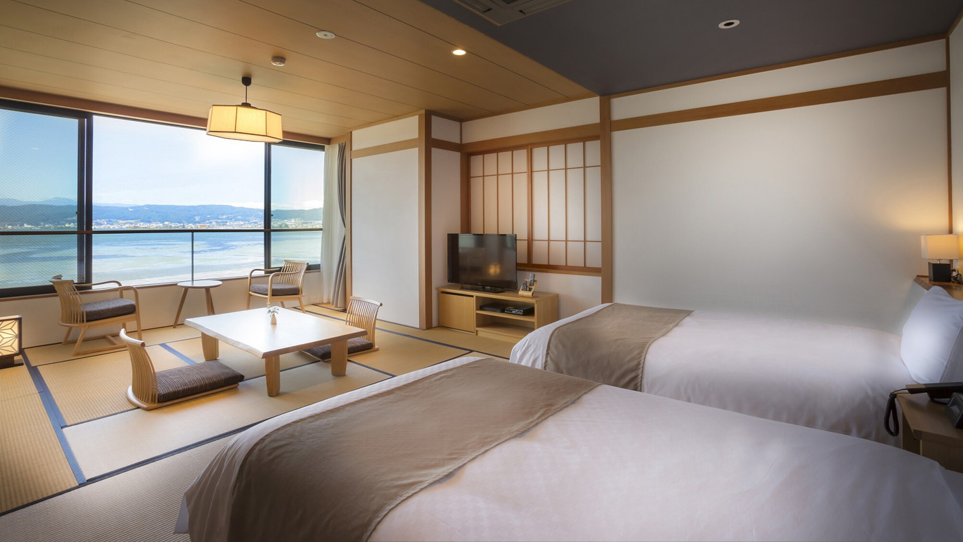 諏訪湖を眺める和モダンな温泉宿4066318