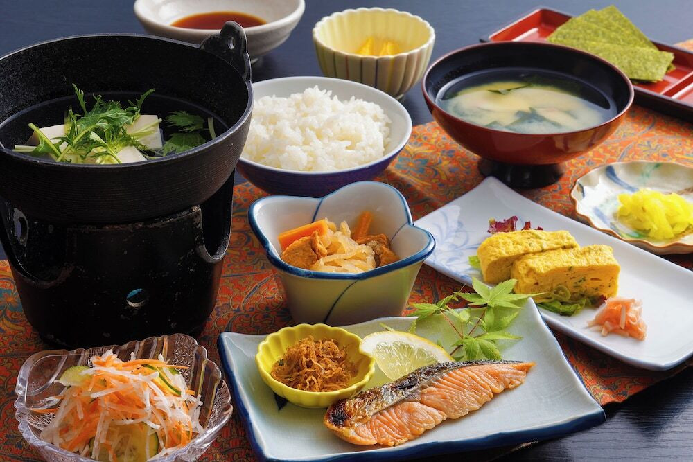 朝食