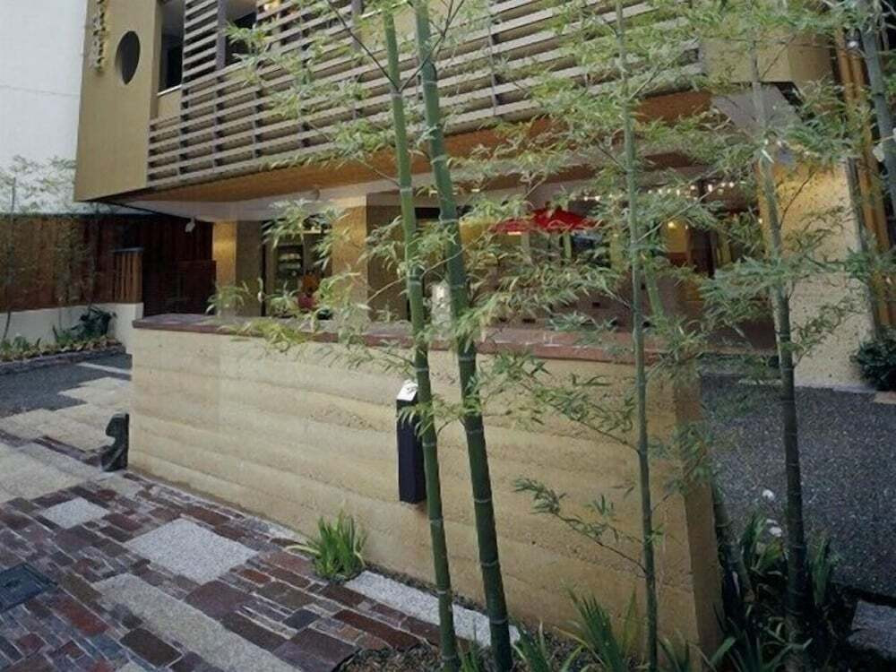 施設の正面