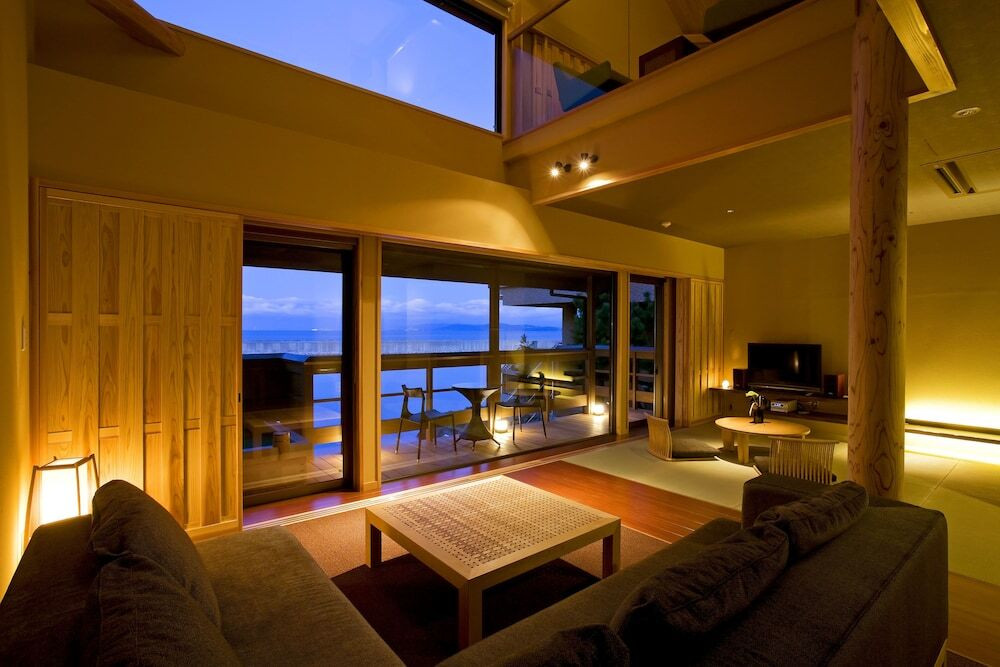 インフィニティ露天やスイート・ヴィラなどラグジュアリーなステイが叶う4262043