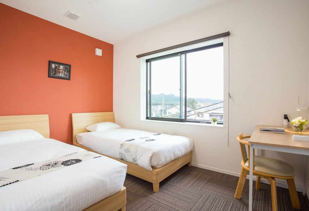 Mulan Hostel3983202