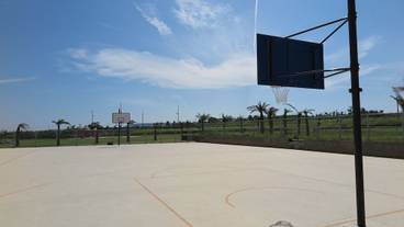 スポーツ設備 / 1