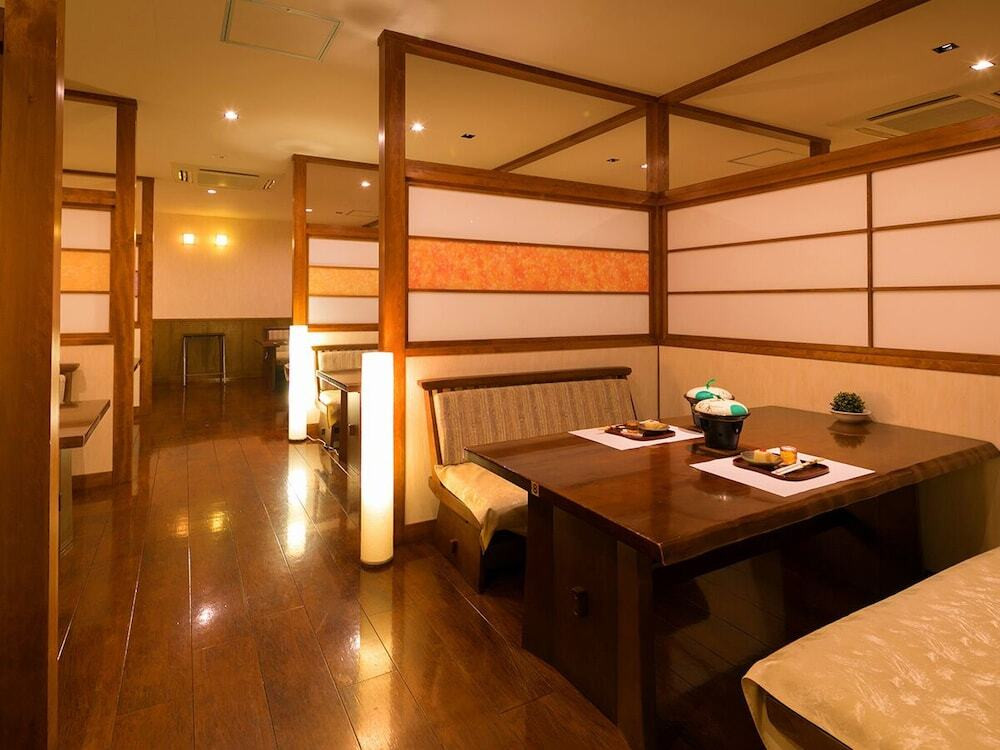 レストラン